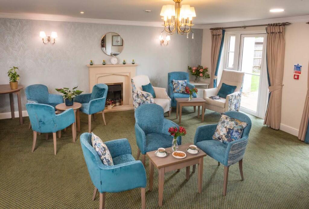 Additional image 22 of 15 Grange Court, 298 Warwick Road, Solihull, B92 7GL