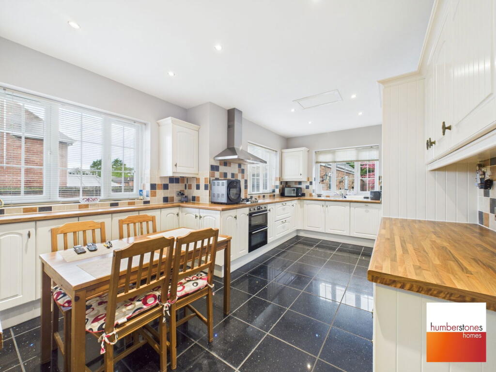 Additional image 34 of Woodgreen Road, Oldbury