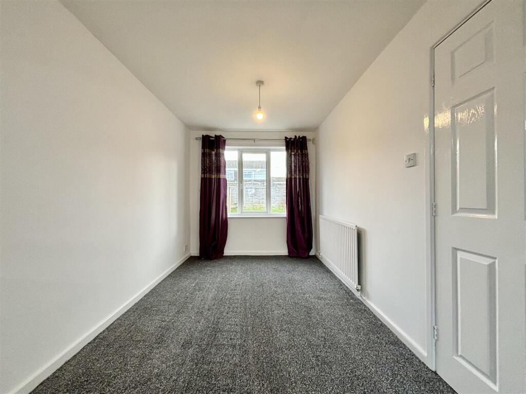 Additional image 3 of Hunters Park Avenue, Clayton, Bradford