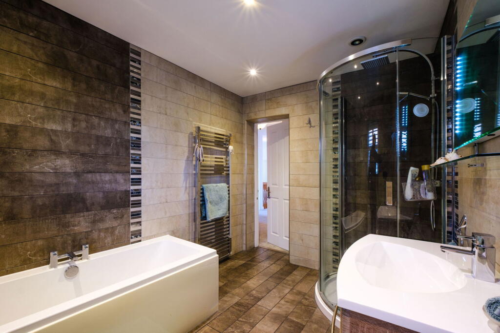 Additional image 38 of Chester Road, Streetly, Sutton Coldfield, B74 3EB