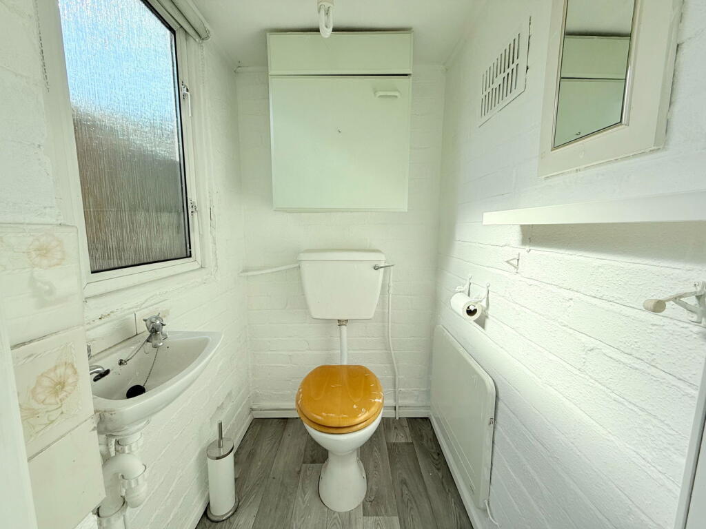 Additional image 11 of Thornyfield Road, Shirley