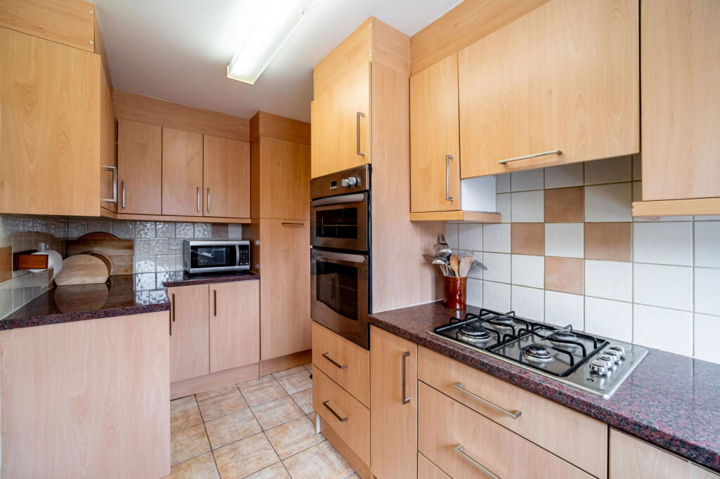 Additional image 16 of Vale Close, Lichfield, WS13 7LJ
