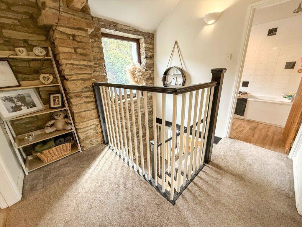 Additional image 39 of Barnside, St Georges Terrace, Cowpe Road, Rossendale