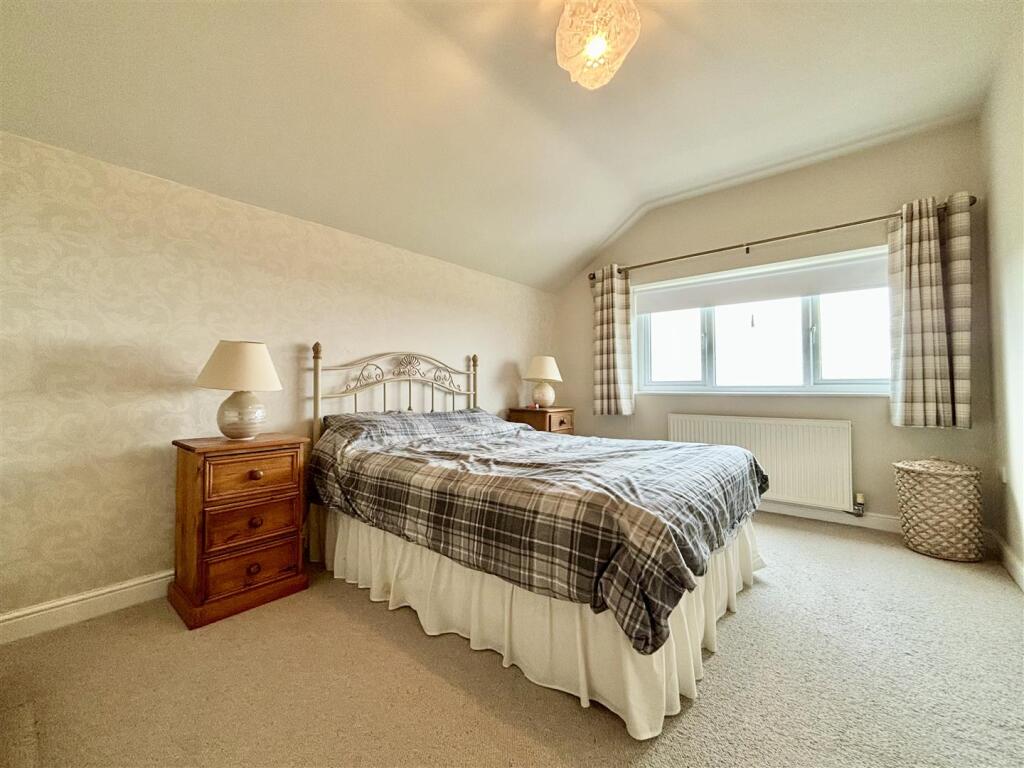 Additional image 13 of Long Lane, Queensbury, Bradford