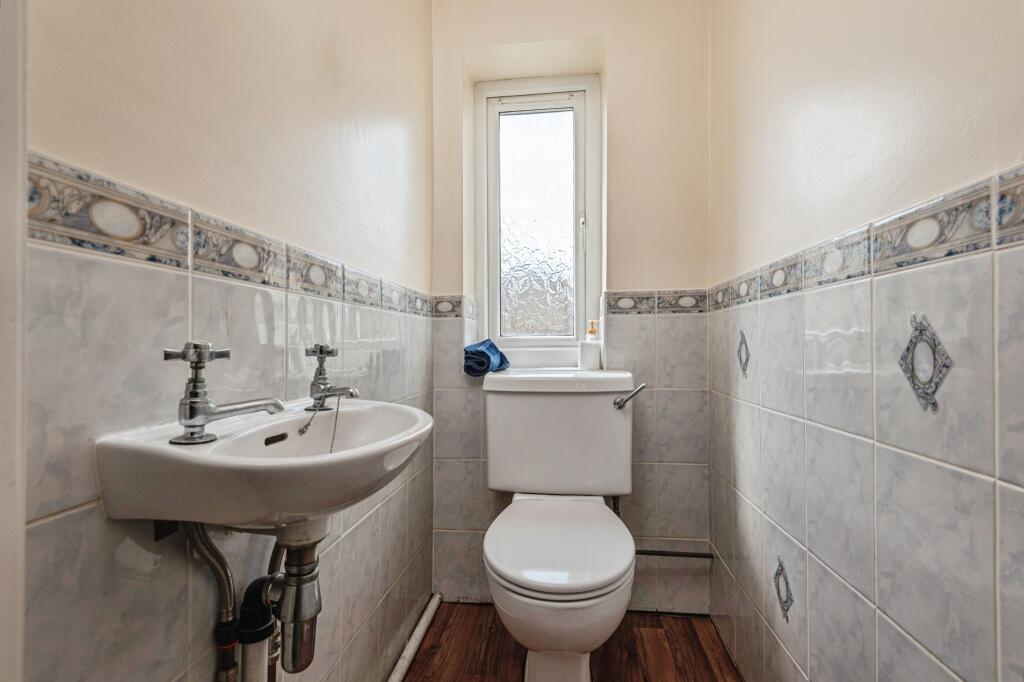 Additional image 12 of Wroe Place, Wyke, Bradford