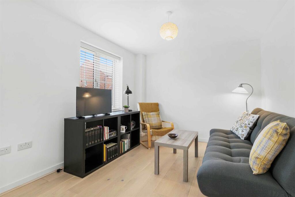Additional image 7 of Damson Way, Bidford-On-Avon, Alcester