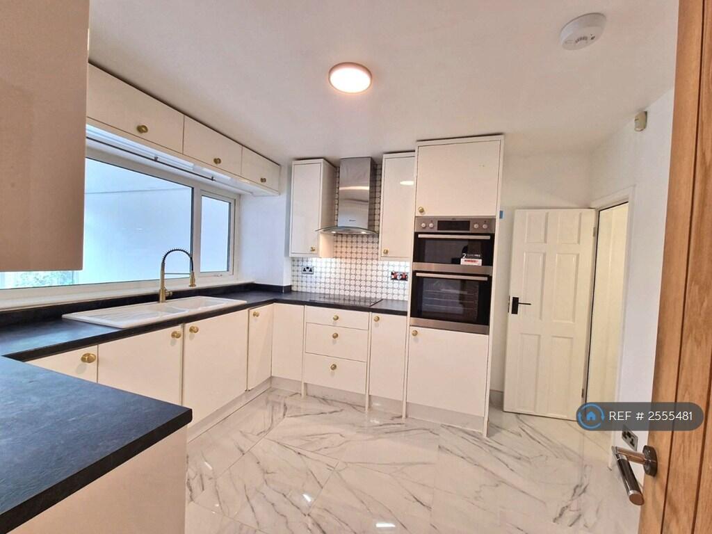 Additional image 12 of Aldridge Road, Streetly, Sutton Coldfield, B74