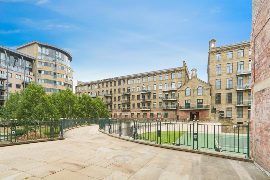 Additional image 17 of Salts Mill Road, Shipley
