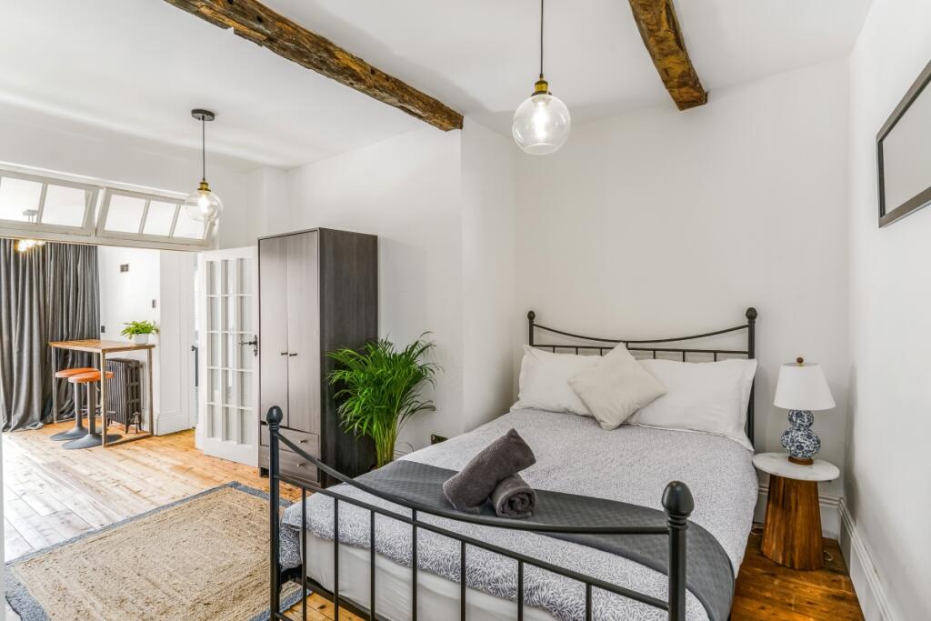 Additional image 10 of High Street, Henley-in-Arden, B95