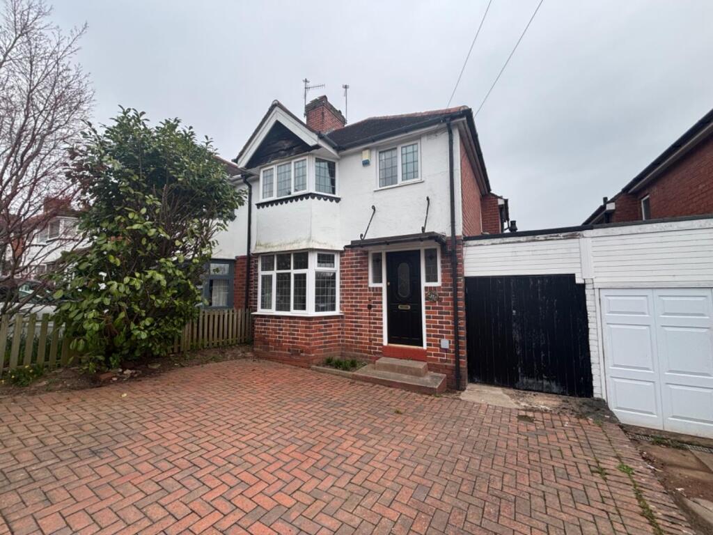 Ashmead Drive, Cofton Hackett, Birmingham B45