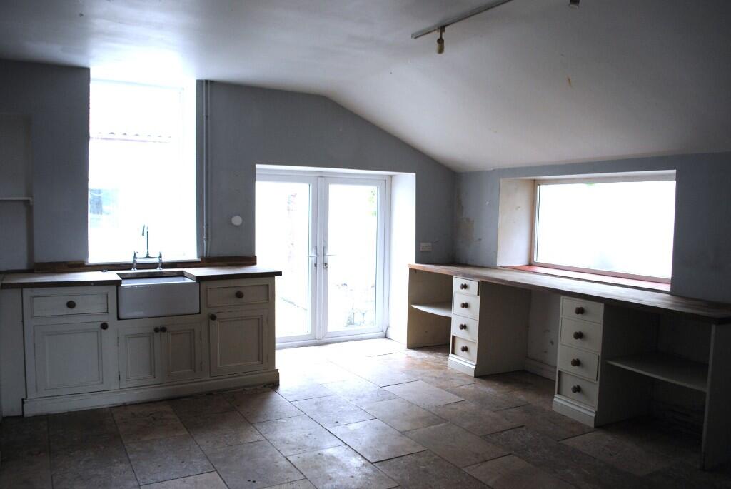 Additional image 10 of ***5 Bedroom Character Property With Land***