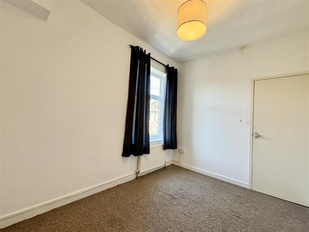 Additional image 9 of Wellington Street, Queensbury