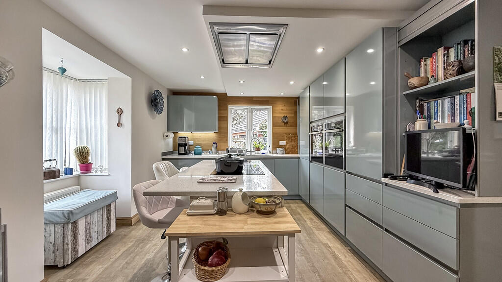 Additional image 5 of Bashkir Road, Westbury