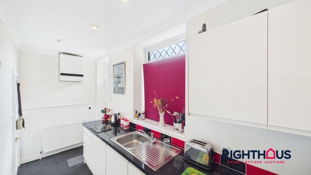 Additional image 8 of Park Terrace, Low Moor, BD12