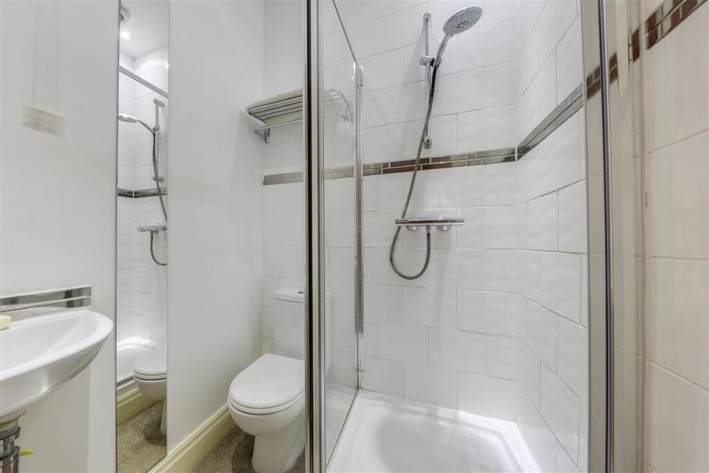 Additional image 31 of Hurst Lane, Rawtenstall, Rossendale, Lancashire - With Annexe & Spa Room