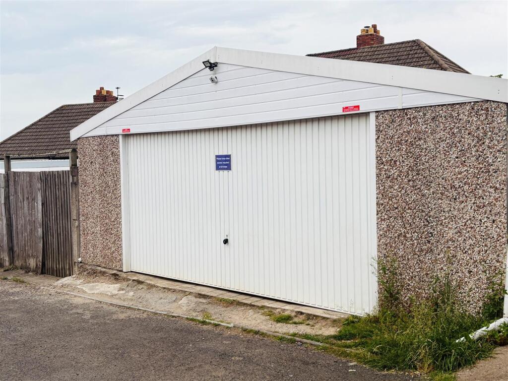 Additional image 2 of Longbank Road, Tividale, Oldbury