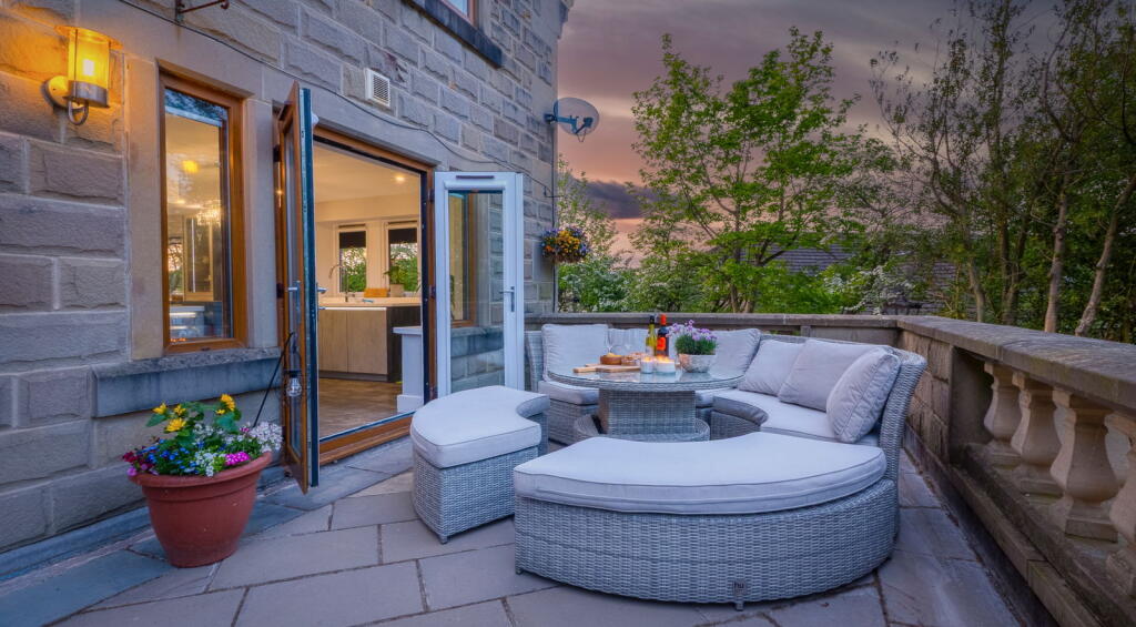 Additional image 31 of Jumeria, Latham Lane, Gomersal, BD19