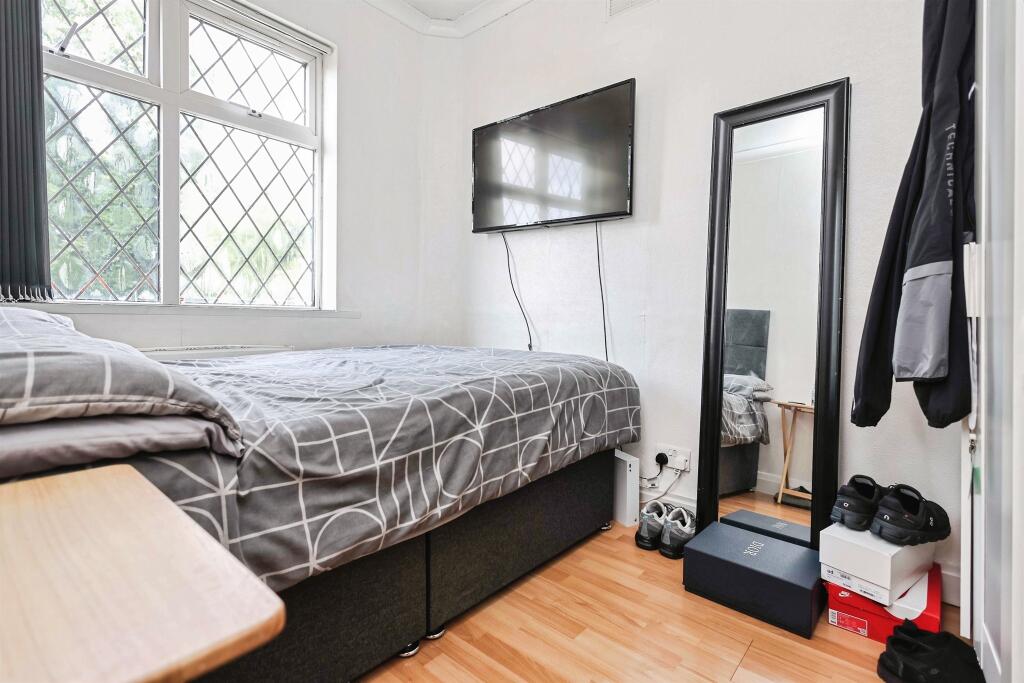 Additional image 9 of Beauty Bank, Cradley Heath