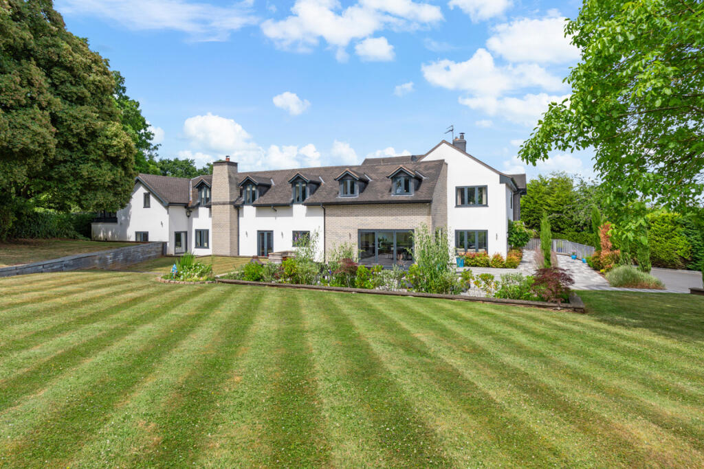 Additional image 48 of Wawensmere Road, Henley-in-arden, B95