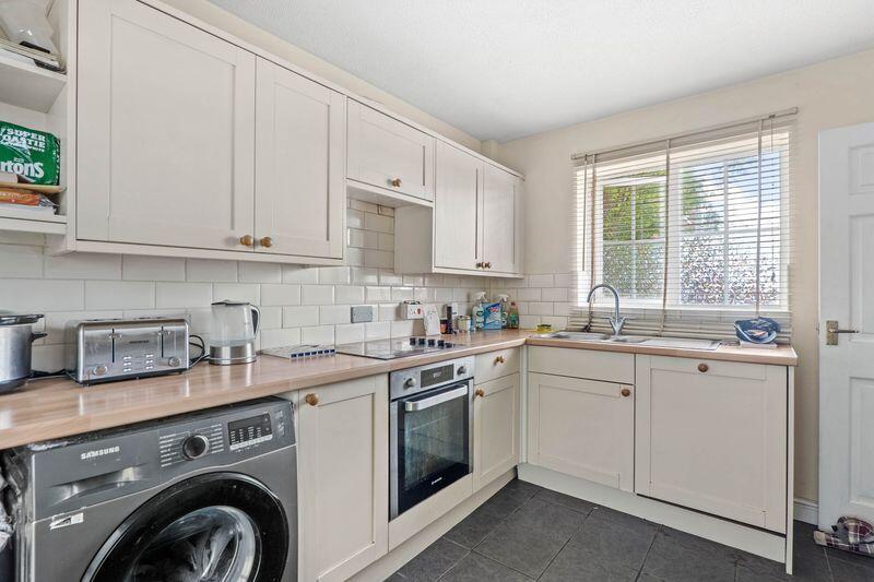 Additional image 3 of Plover Close, Alcester, B49