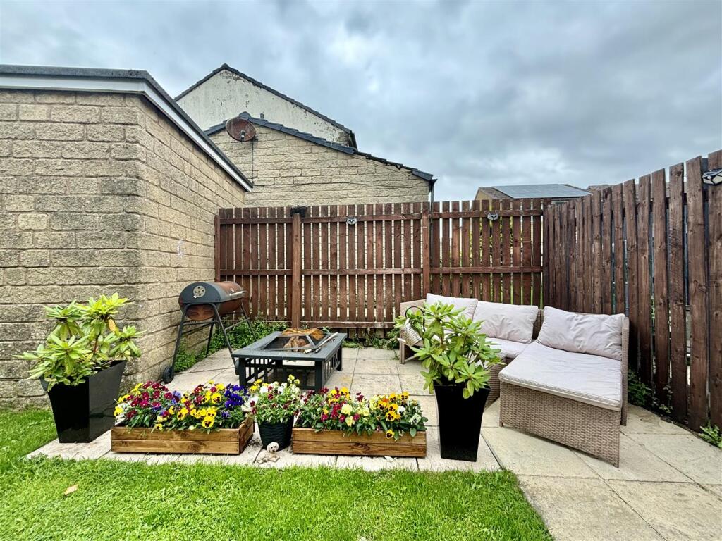 Additional image 17 of Bush Hill Fold, Queensbury, Bradford