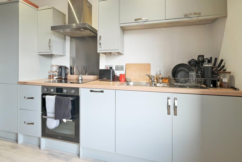 Additional image 7 of Bank Buildings, Barnoldswick, Lancashire, BB18