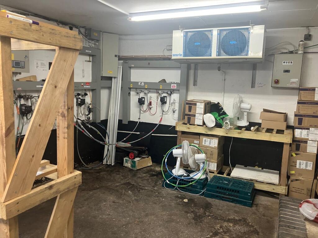 Additional image 11 of Brandhall Conservative Club, 122 Ashes Road, Oldbury, B69 4RB