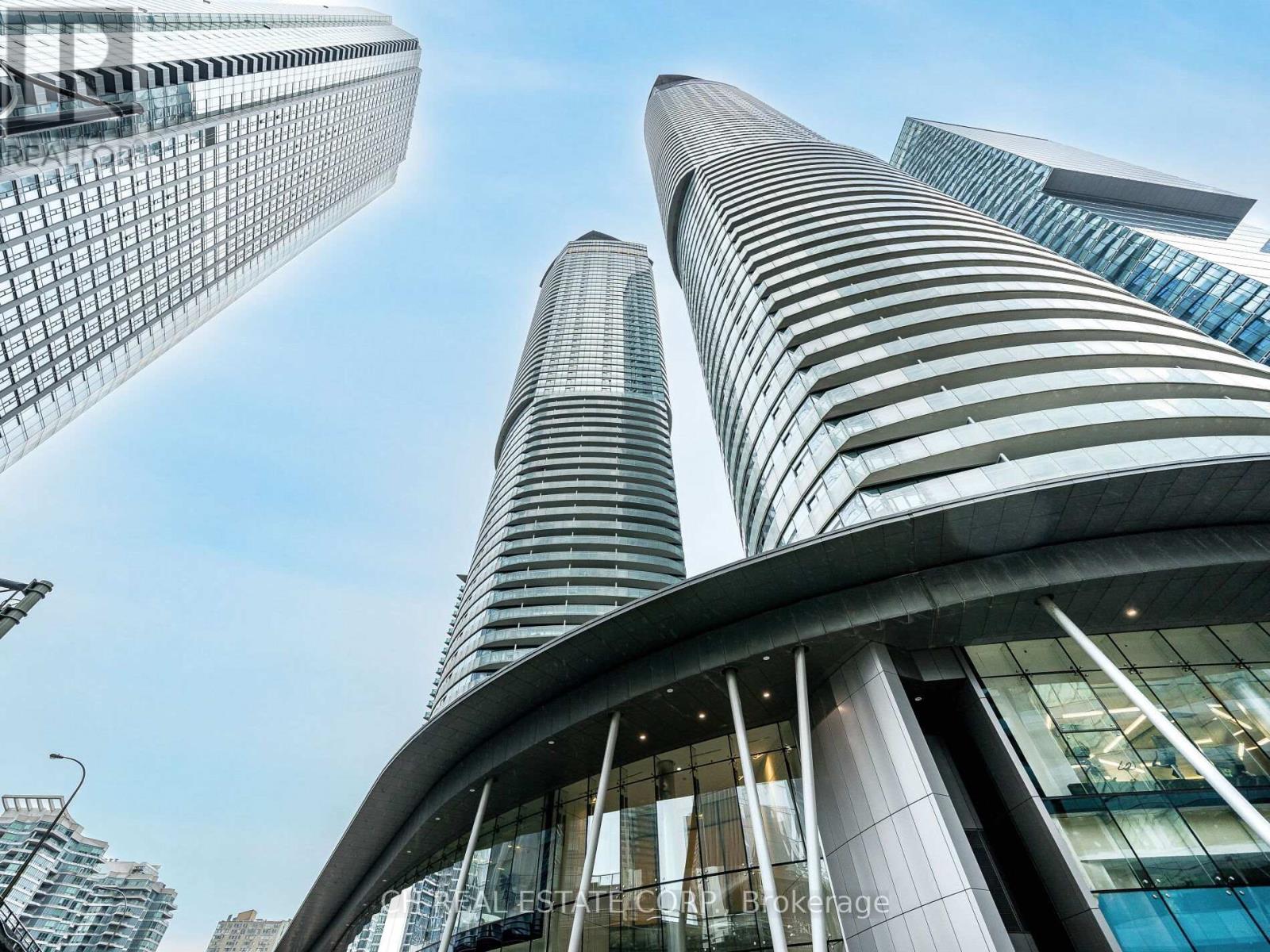 1307 - 12 YORK STREET N|Toronto (Waterfront Communities), Ontario M5J0B1