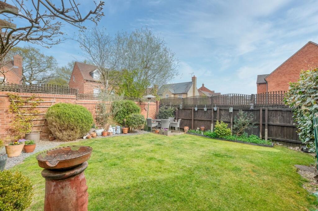 Additional image 17 of Meadow Pleck Lane, Shirley, B90