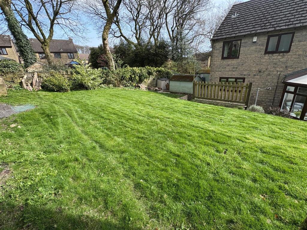 Additional image 25 of Cheriton Drive, Queensbury, Bradford