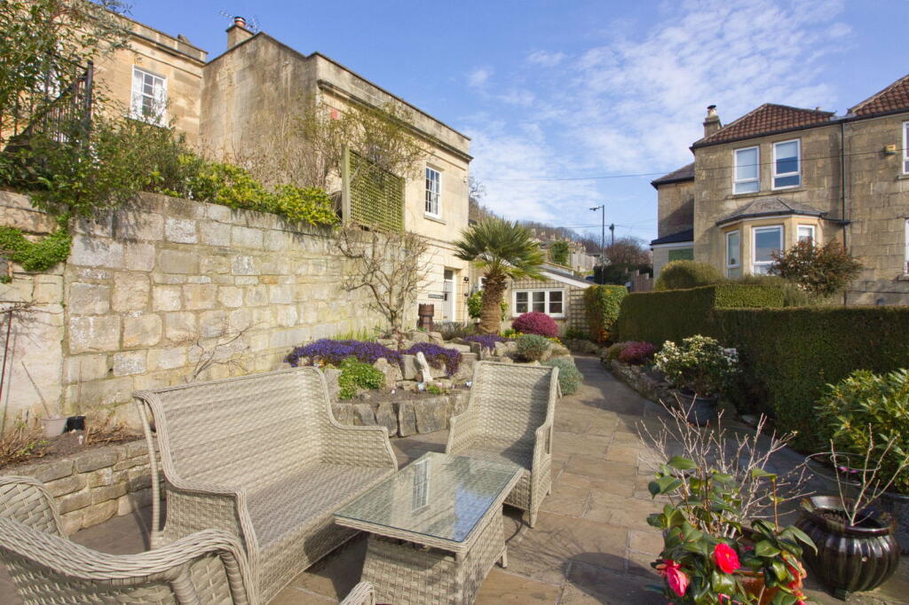 Additional image 16 of Lyndhurst Cottage, Camden, Bath