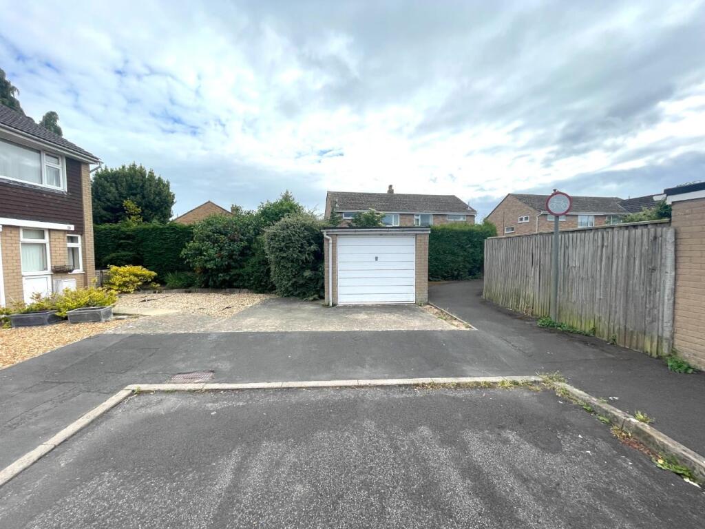 Additional image 13 of Pine Close, Street