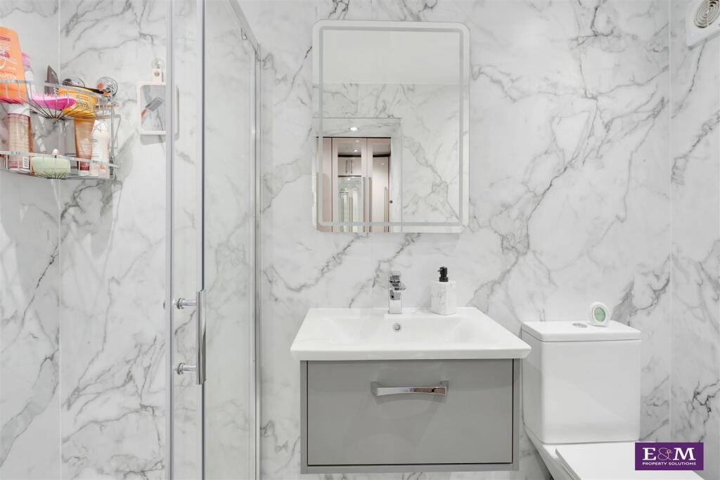 Additional image 22 of Kings Drive, Padiham