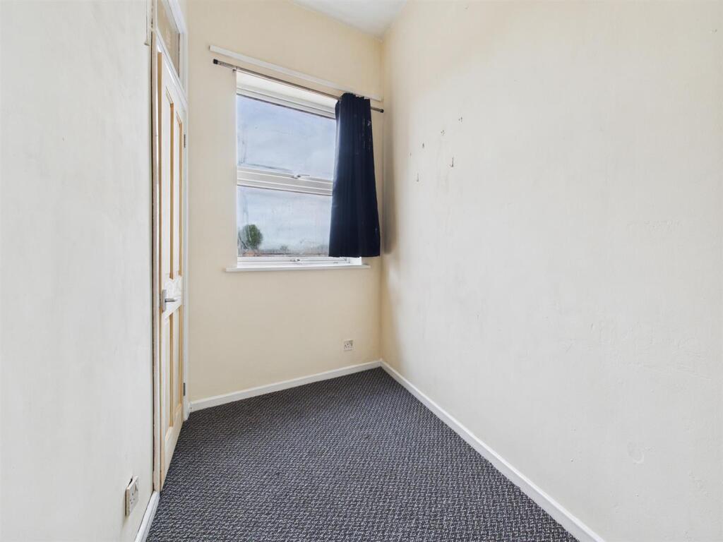 Additional image 5 of Flat 12a, Furlong Court