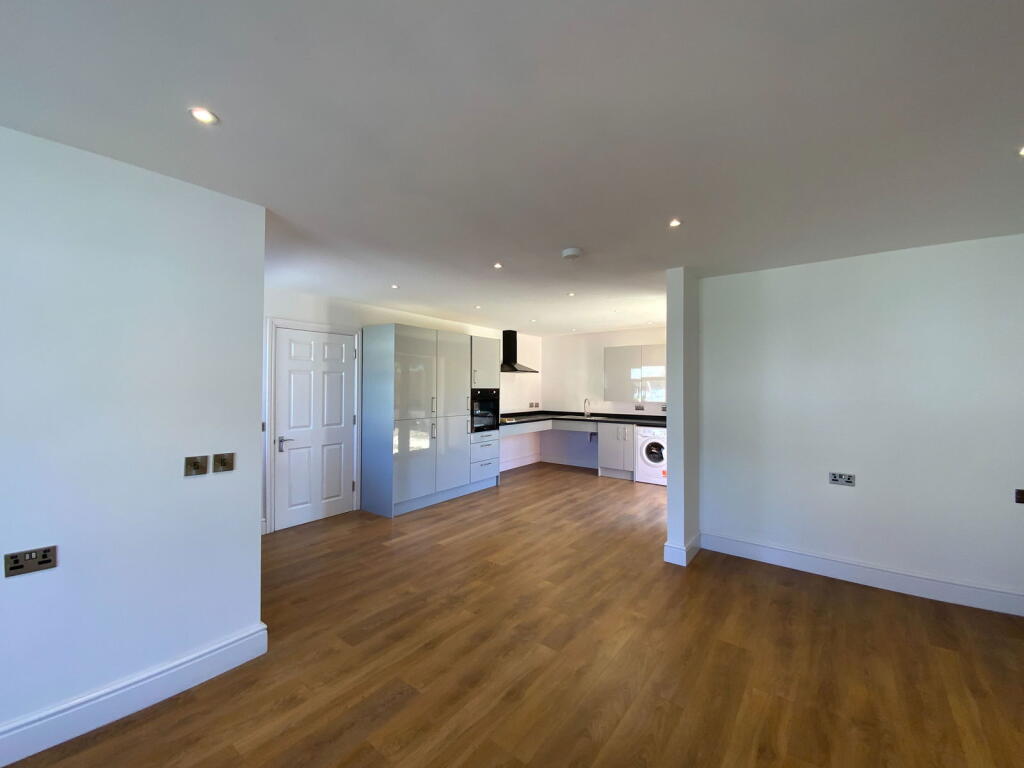 Additional image 6 of Hill Top Avenue, Halesowen, B62 9EH