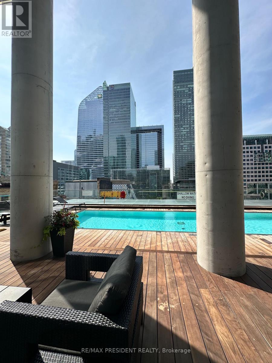 1307 - 224 KING STREET W|Toronto (Waterfront Communities), Ontario M5H0A6