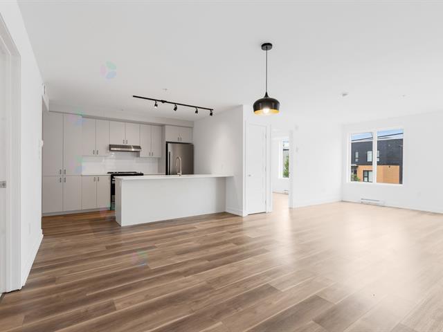 140 Boul. St-Elzear O.|#203|Laval (Vimont), Quebec H7M1E3