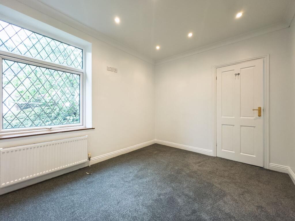 Additional image 12 of Scarlet Heights, Queensbury, BD13 1BU