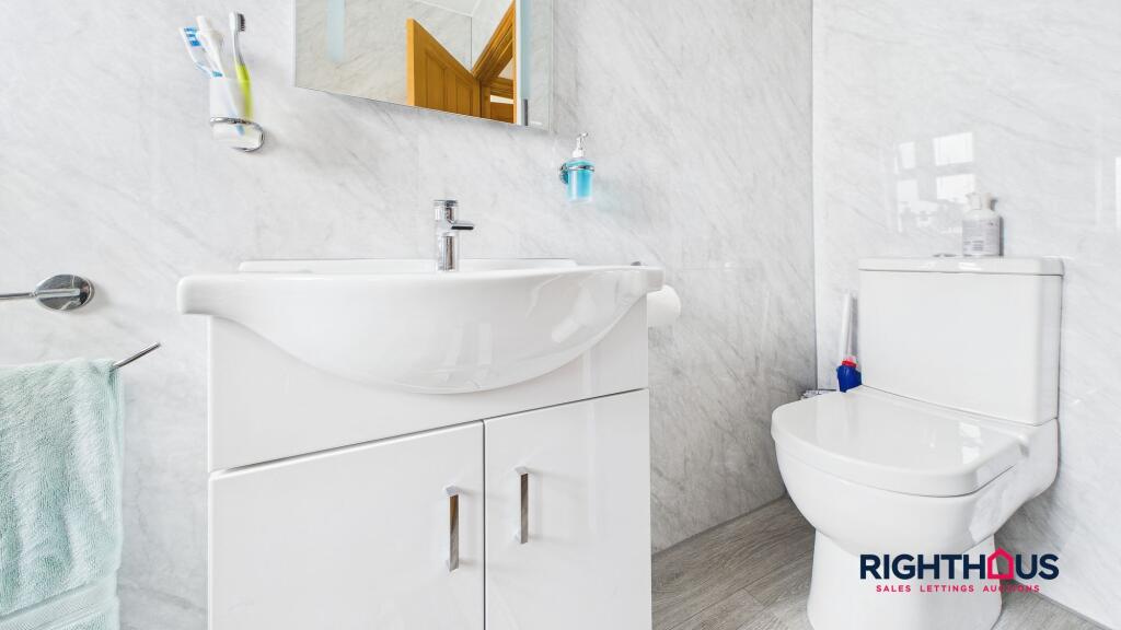 Additional image 11 of Huddersfield Road, Wyke, BD12