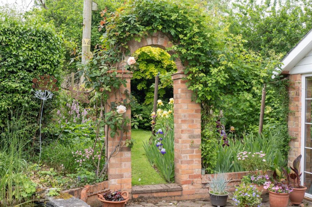 Additional image 23 of Scarfield Hill, Alvechurch, B48