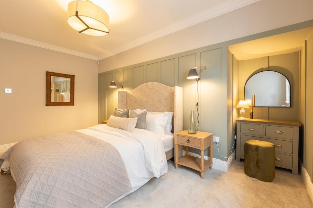 Additional image 5 of The Manor, Arden Lawn, Stratford Road, Henley in Arden, Warwickshire, B95