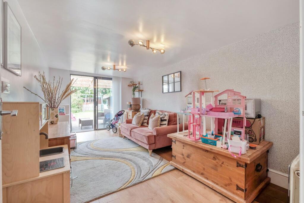 Additional image 7 of Broad Street, Bromsgrove, B61