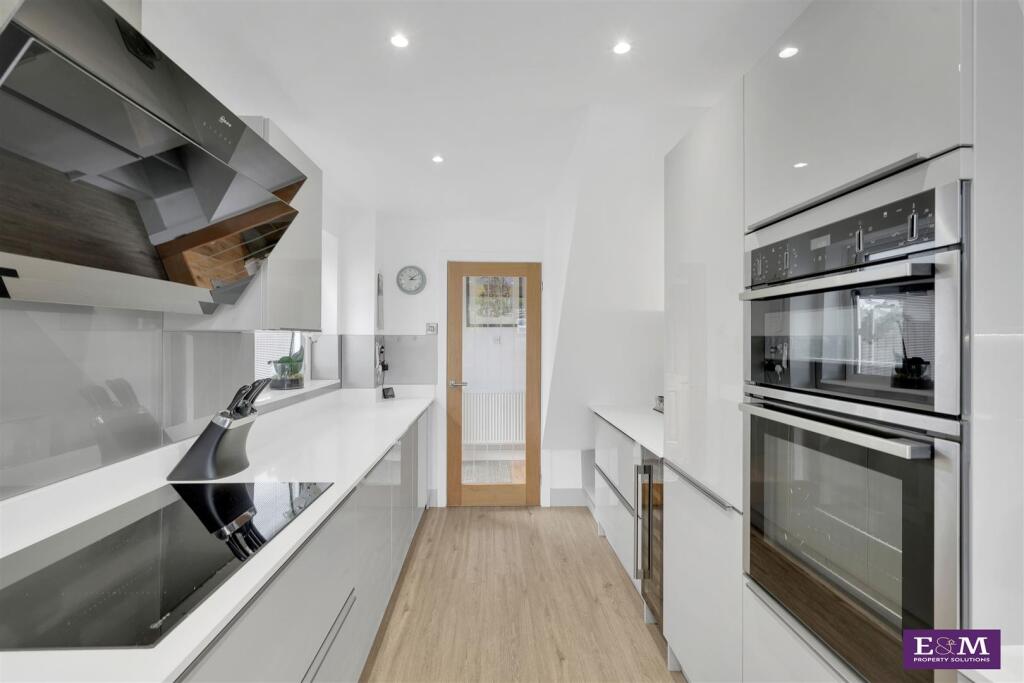 Additional image 4 of Kings Drive, Padiham