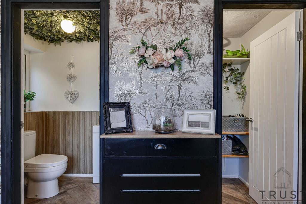 Additional image 58 of Wakefield Road, Drighlington, BD11