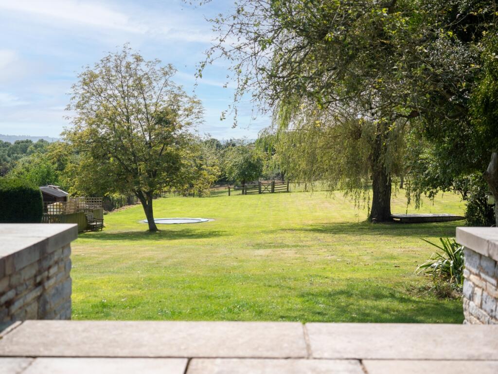 Additional image 2 of Church Bank, Alcester, B49