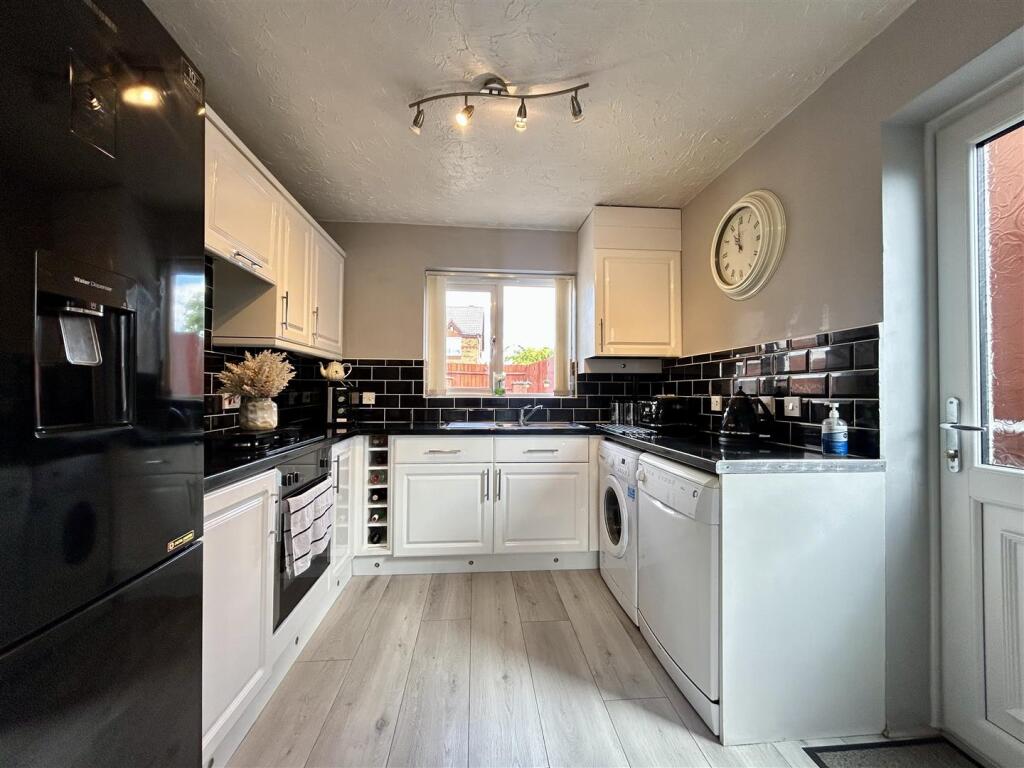 Additional image 7 of Pear Tree Drive, Rowley Regis