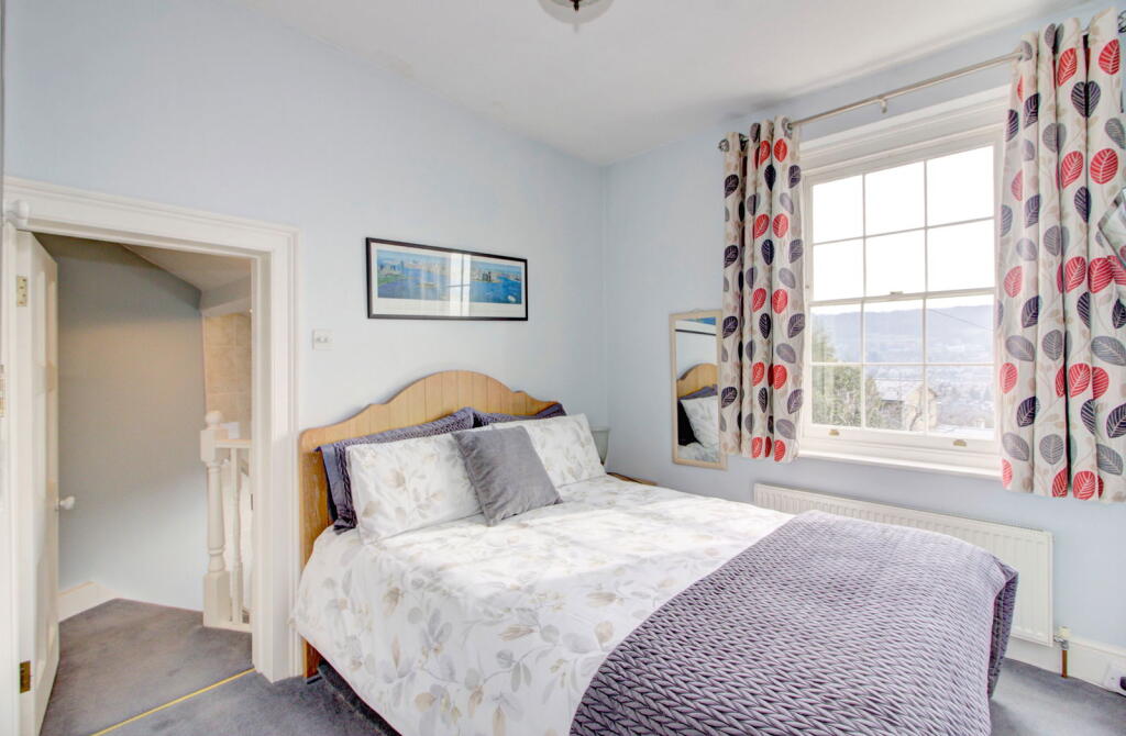 Additional image 11 of Lyndhurst Cottage, Camden, Bath