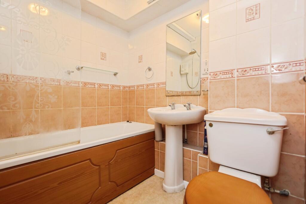 Additional image 5 of Far Highfield, Sutton Coldfield, Birmingham, B76