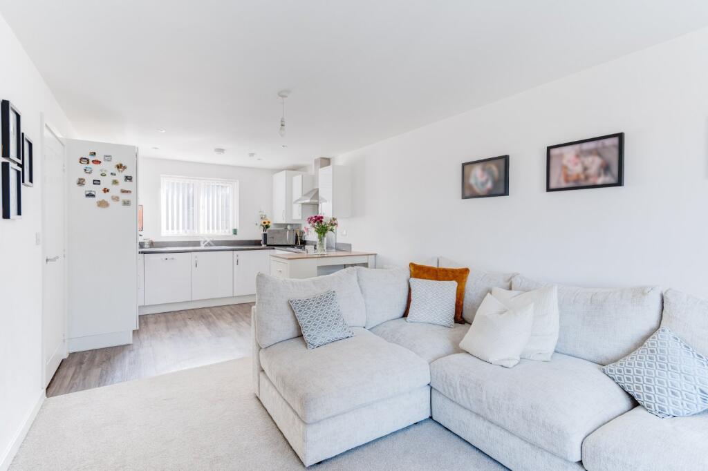 Additional image 3 of Newman Square, Shirley, Solihull, West Midlands, B90