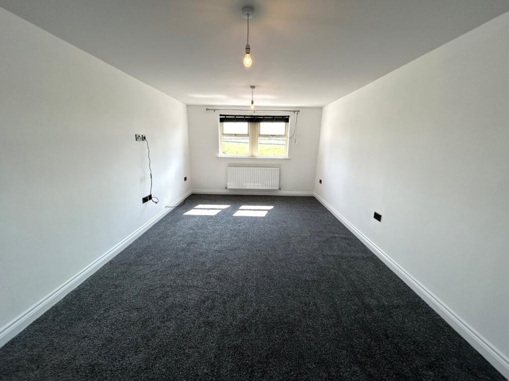 Additional image 5 of Old Hart Soil Farm Yard, Highmoor Lane, Cleckheaton, BD19